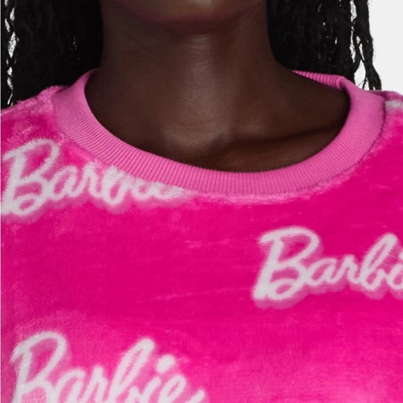 Barbie Women's Plush Graphic Character Sweatshirt/Pullover Gift Box | NEW/NWT🩷 - Picture 9 of 11